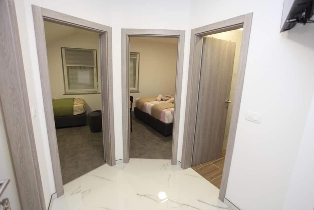 Apartmani Venecia Prozor Exterior photo